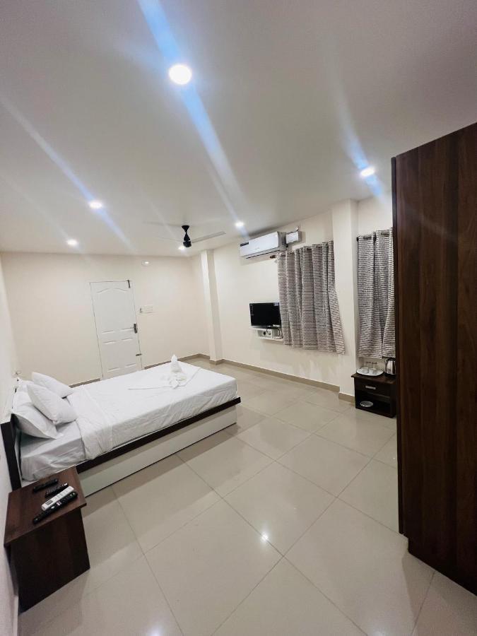 Heres Haut Residency Kochi Екстер'єр фото