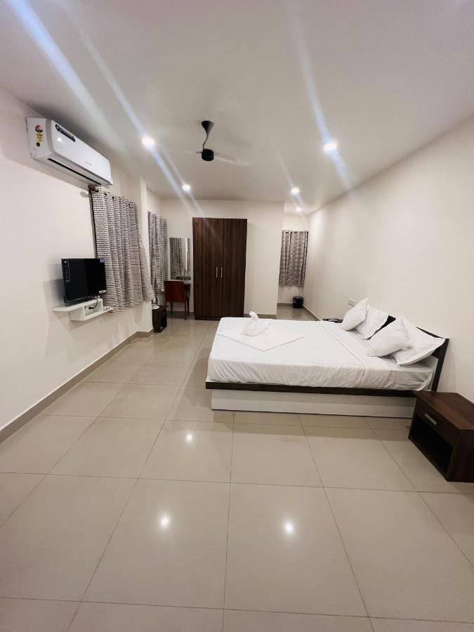 Heres Haut Residency Kochi Екстер'єр фото