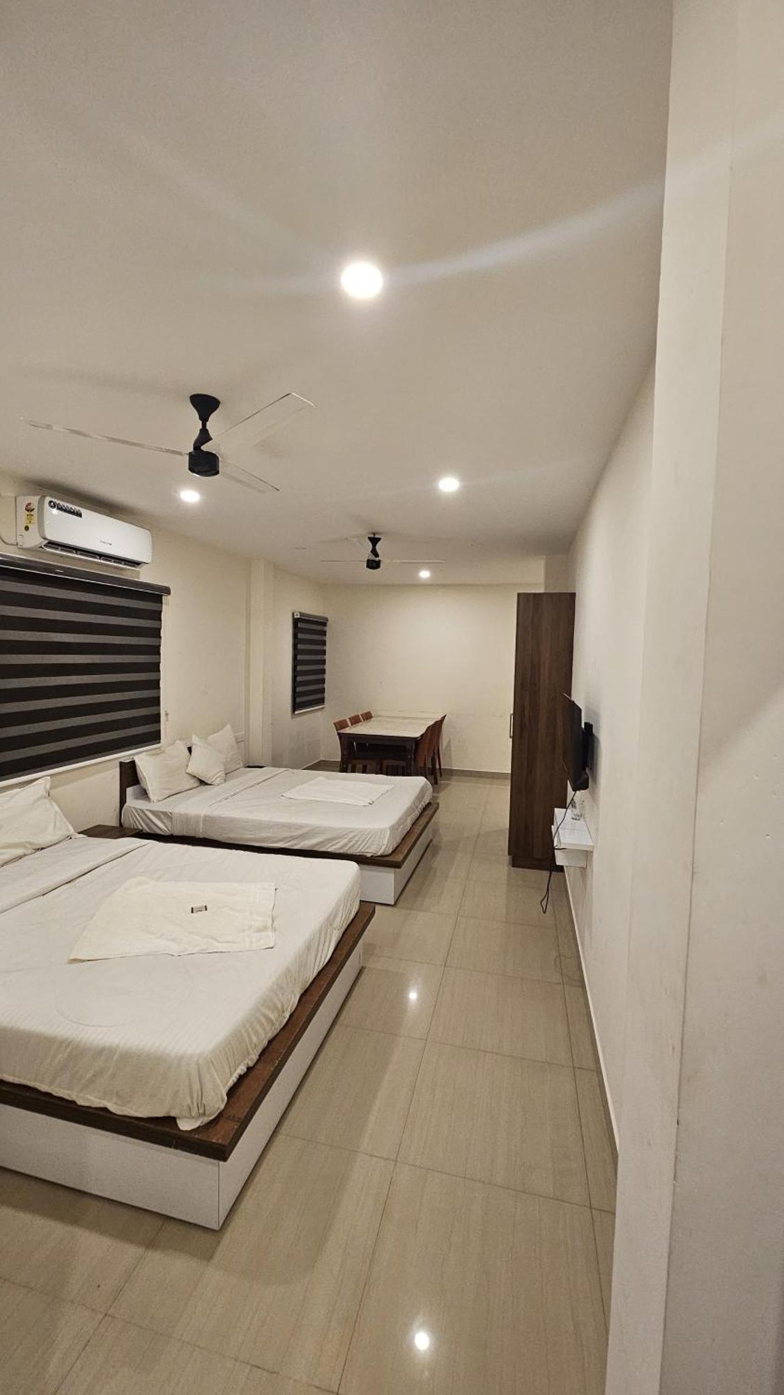 Heres Haut Residency Kochi Екстер'єр фото