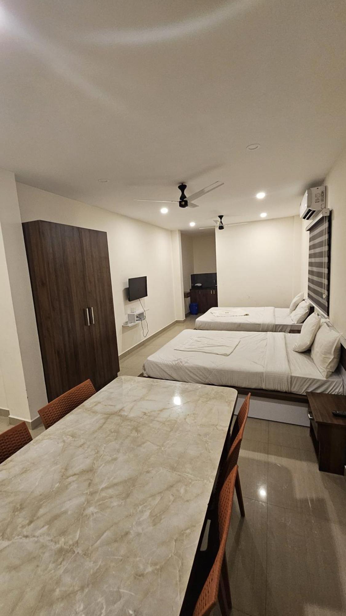 Heres Haut Residency Kochi Екстер'єр фото