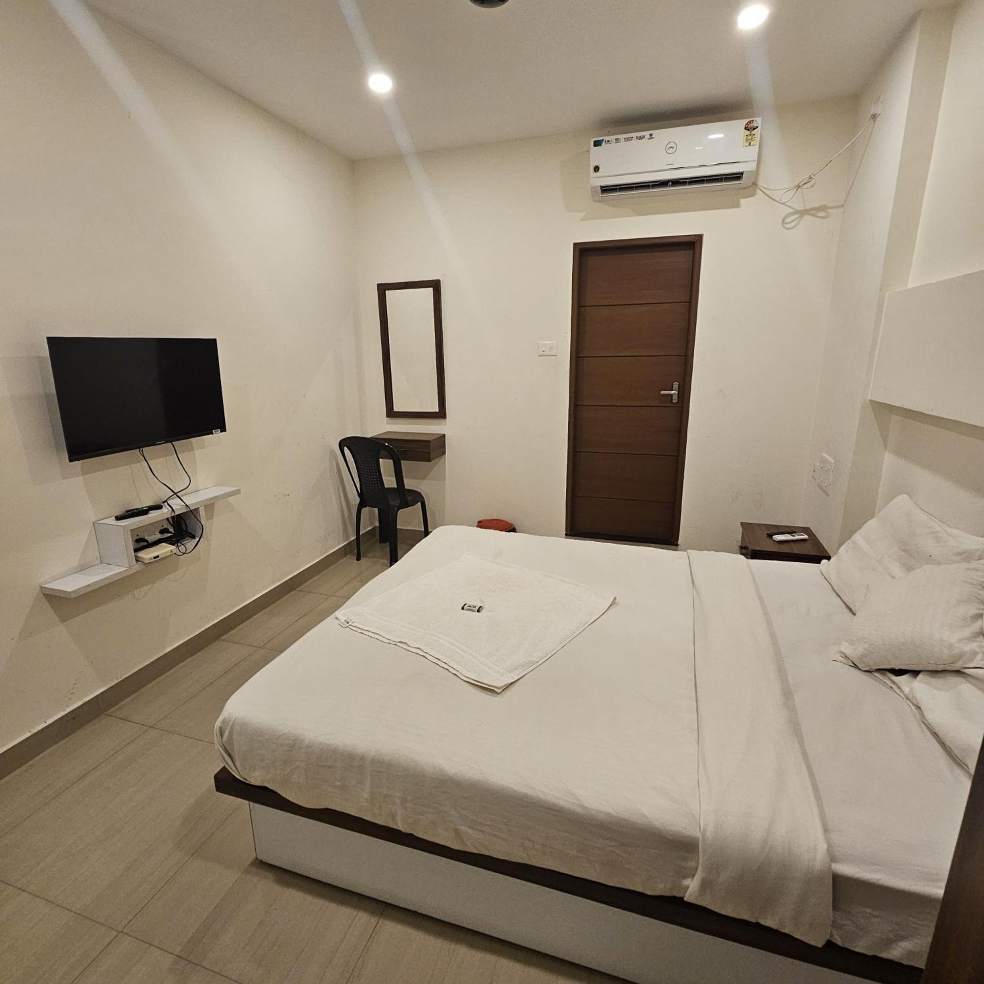 Heres Haut Residency Kochi Екстер'єр фото