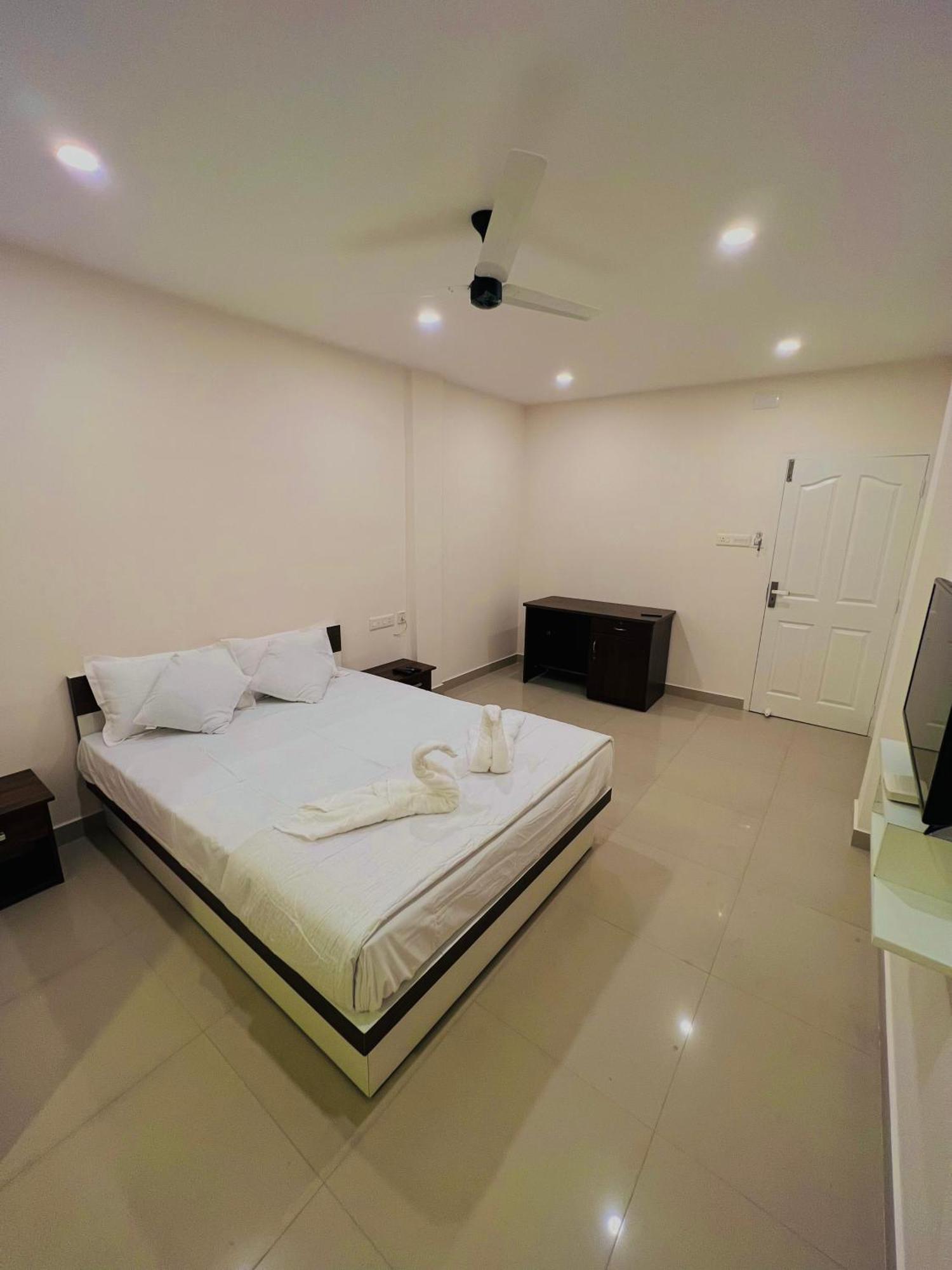 Heres Haut Residency Kochi Екстер'єр фото