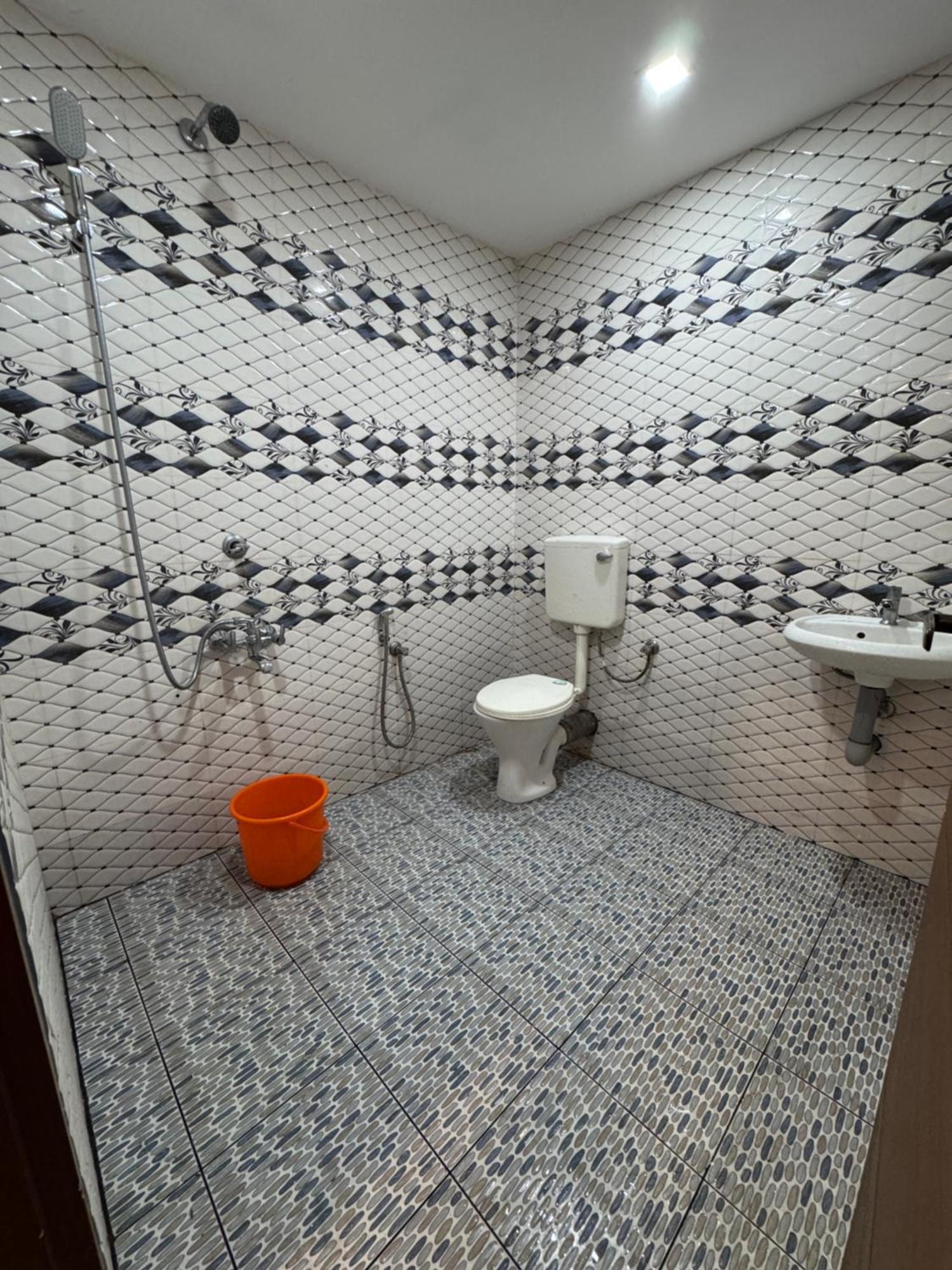 Heres Haut Residency Kochi Екстер'єр фото